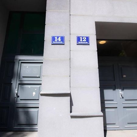 Sunny & Cozy Penthouse With Balcony L Dg4'14 Apartment Vienna Exterior photo